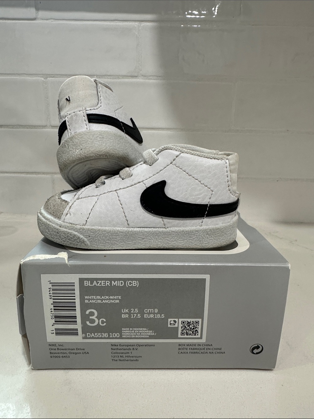 Nike Kids White and Black Blazer Mid Sneaker